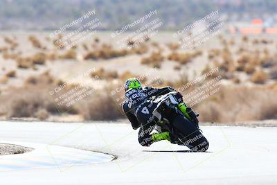 media/Jan-08-2022-SoCal Trackdays (Sat) [[1ec2777125]]/Turn 7 (1035am)/